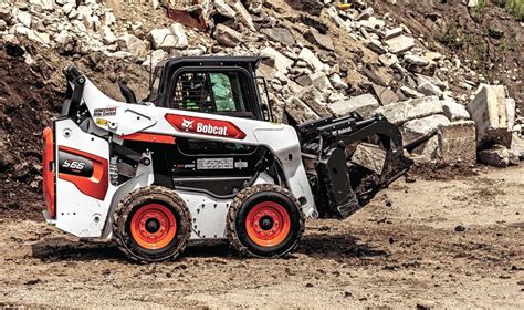 how much psi in bobcat skid steer lift|bobcat 763 oil capacity.